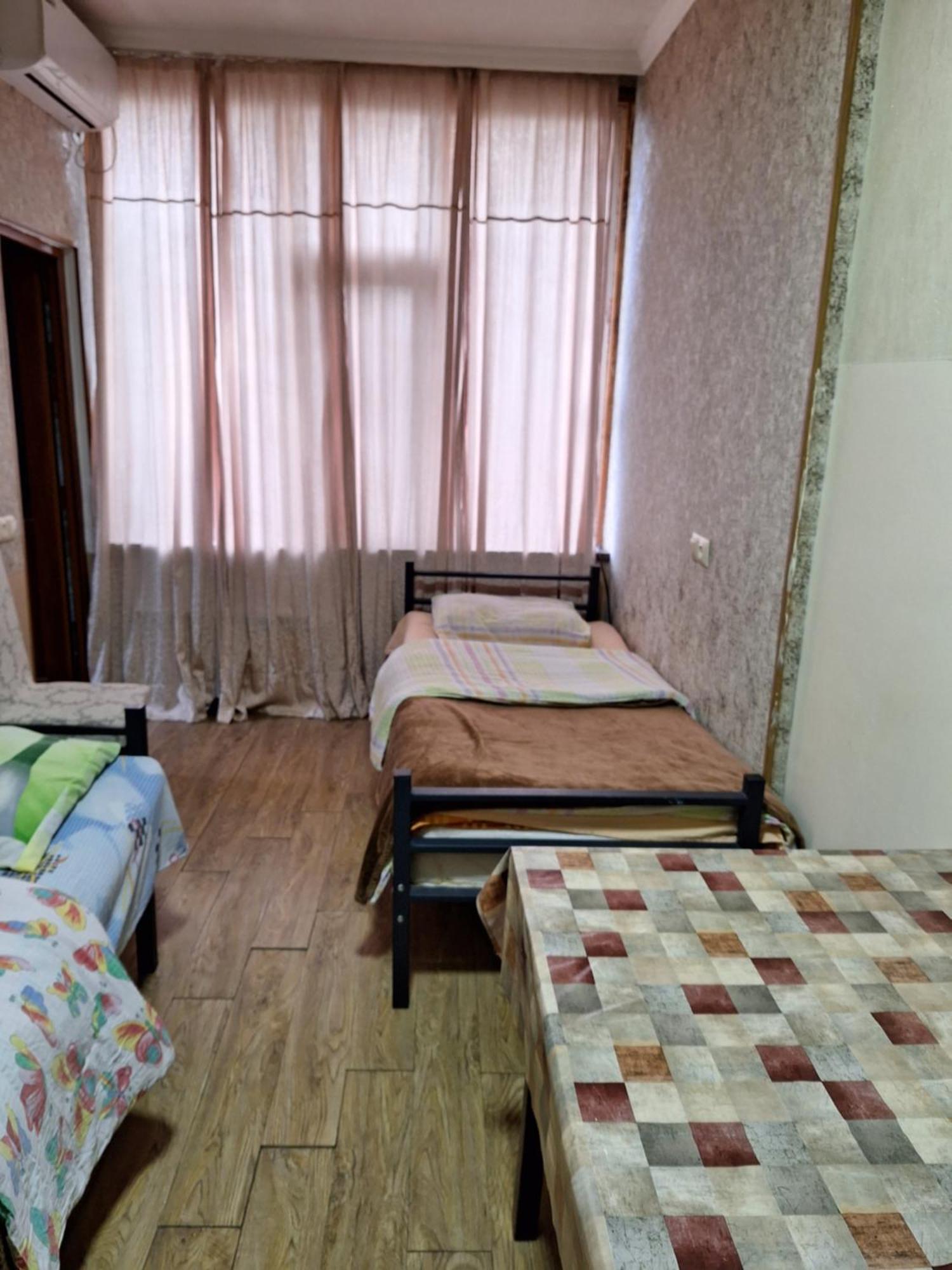 Guest House 15A Koetaisi Buitenkant foto