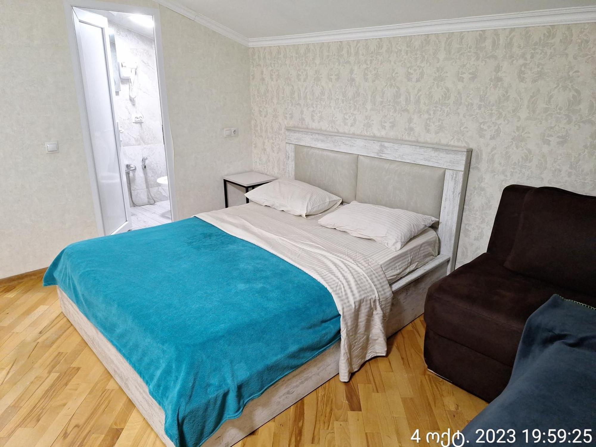Guest House 15A Koetaisi Buitenkant foto