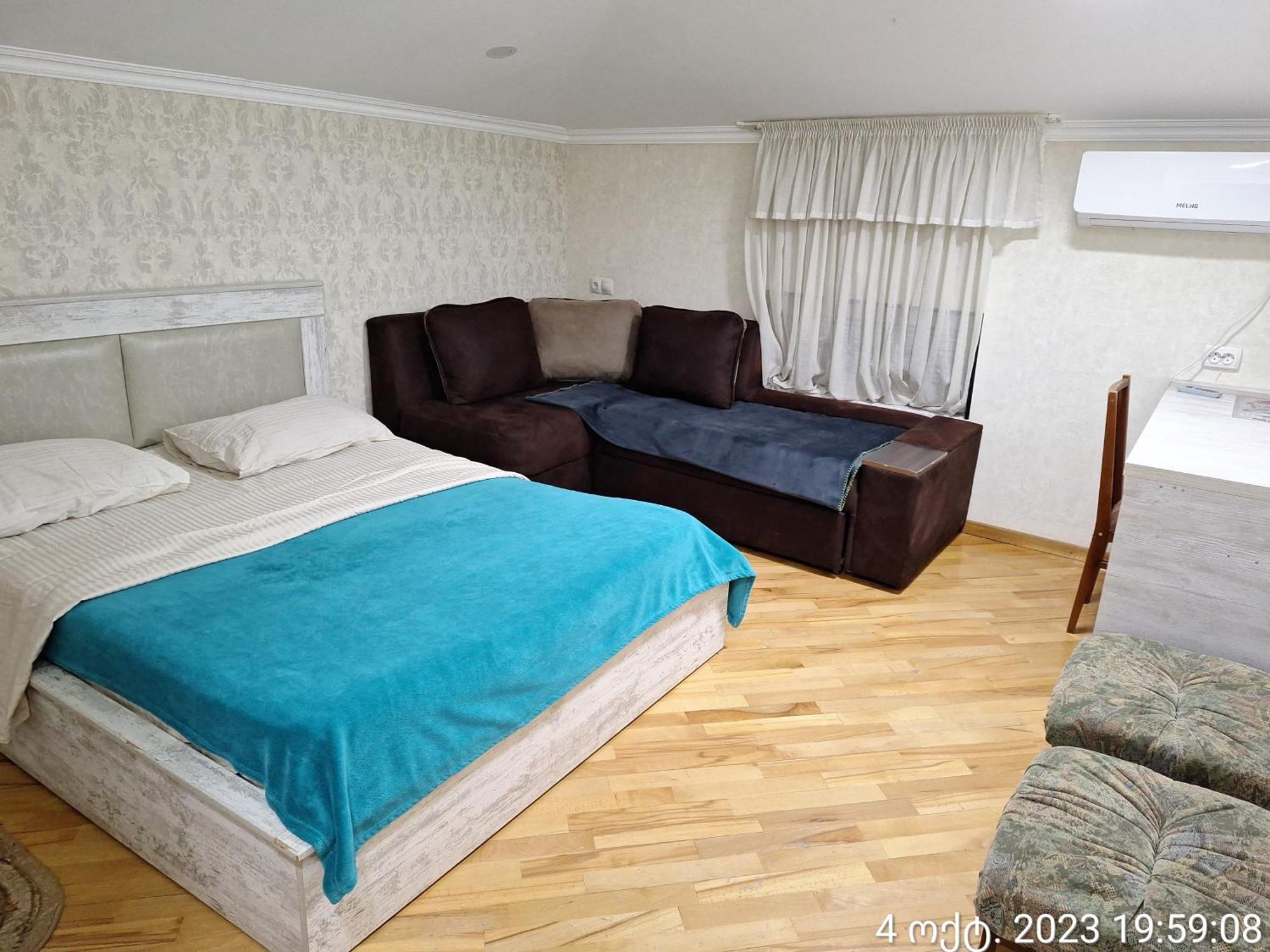 Guest House 15A Koetaisi Buitenkant foto