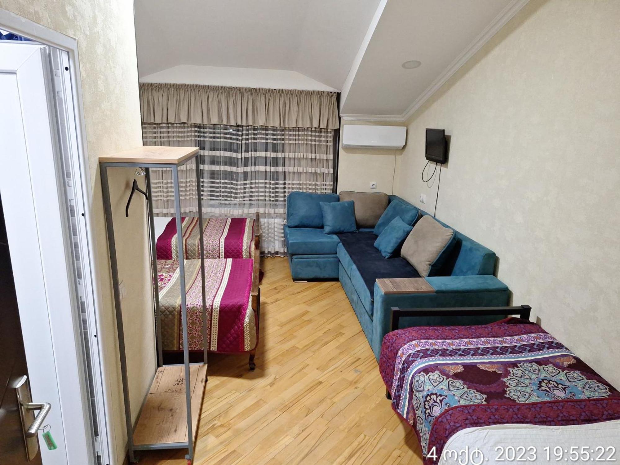 Guest House 15A Koetaisi Buitenkant foto